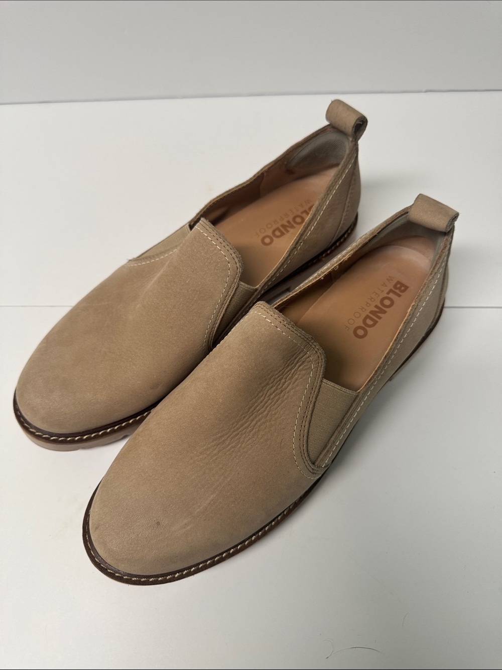 Blondo Phoebe Taupe Slip-On Loafers Size 8.5